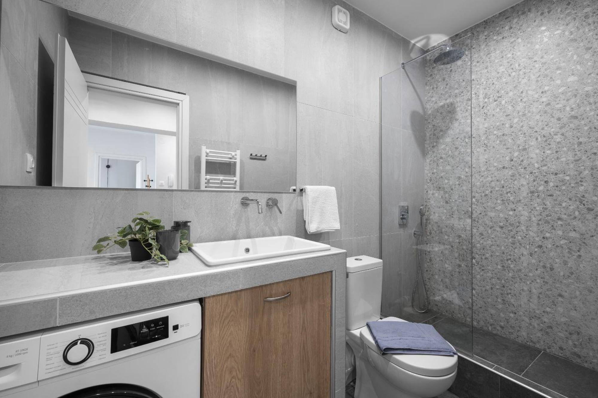 Damon's - 2 Bedrooms * Thessaloniki